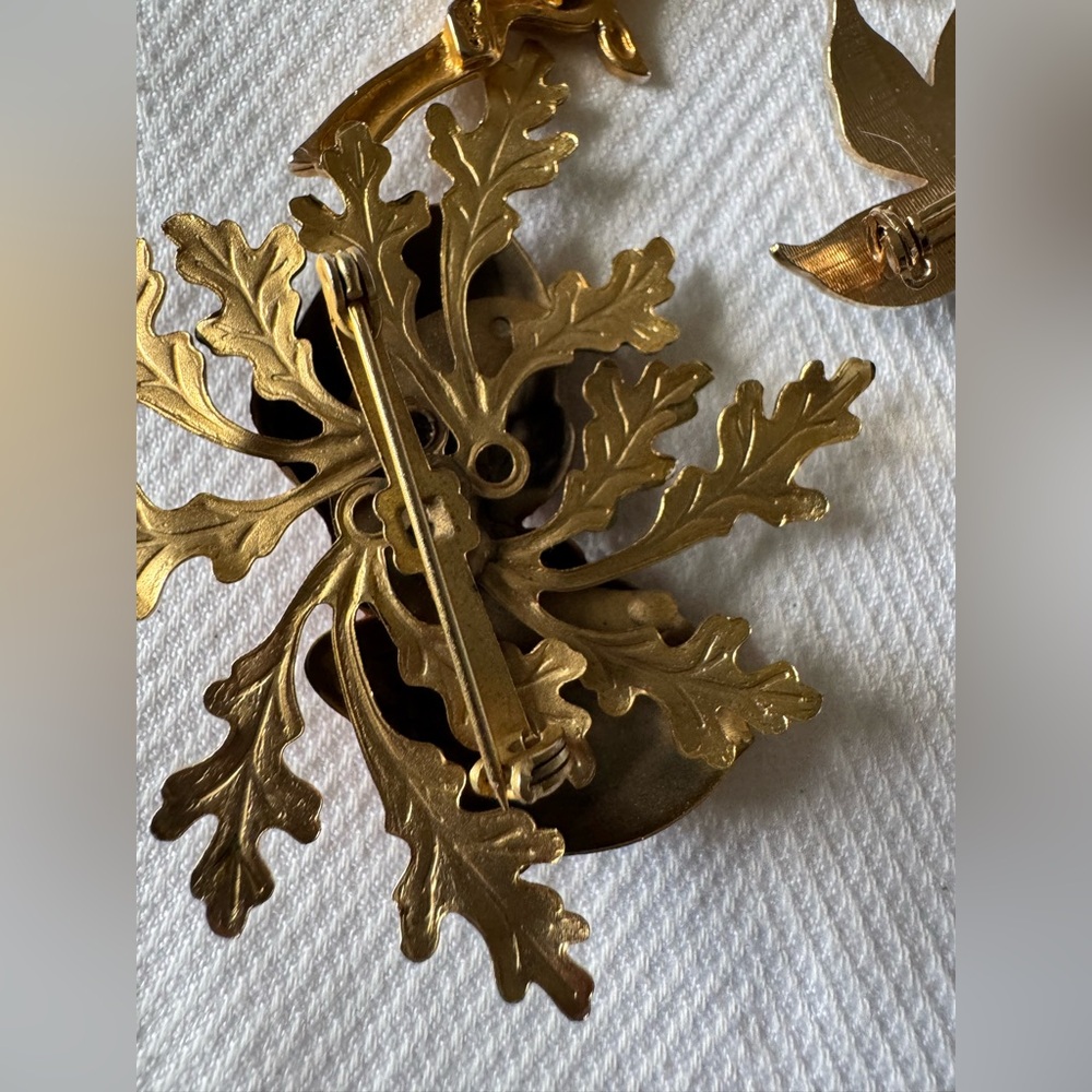 Brooche bundle - Picture 5 of 6